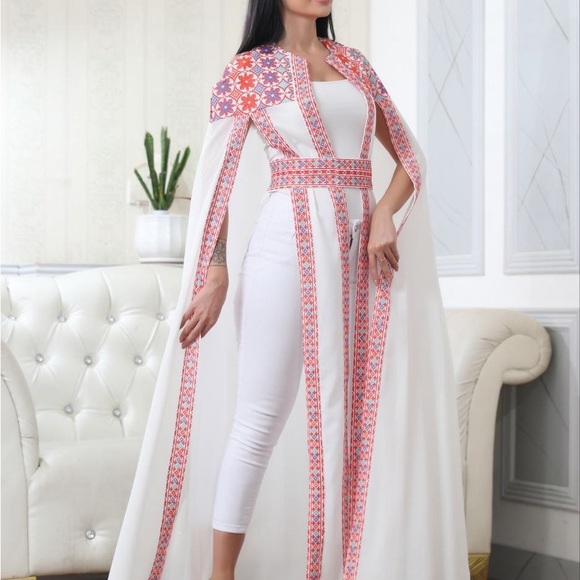 Embroidered Cape - Picture 2 of 7